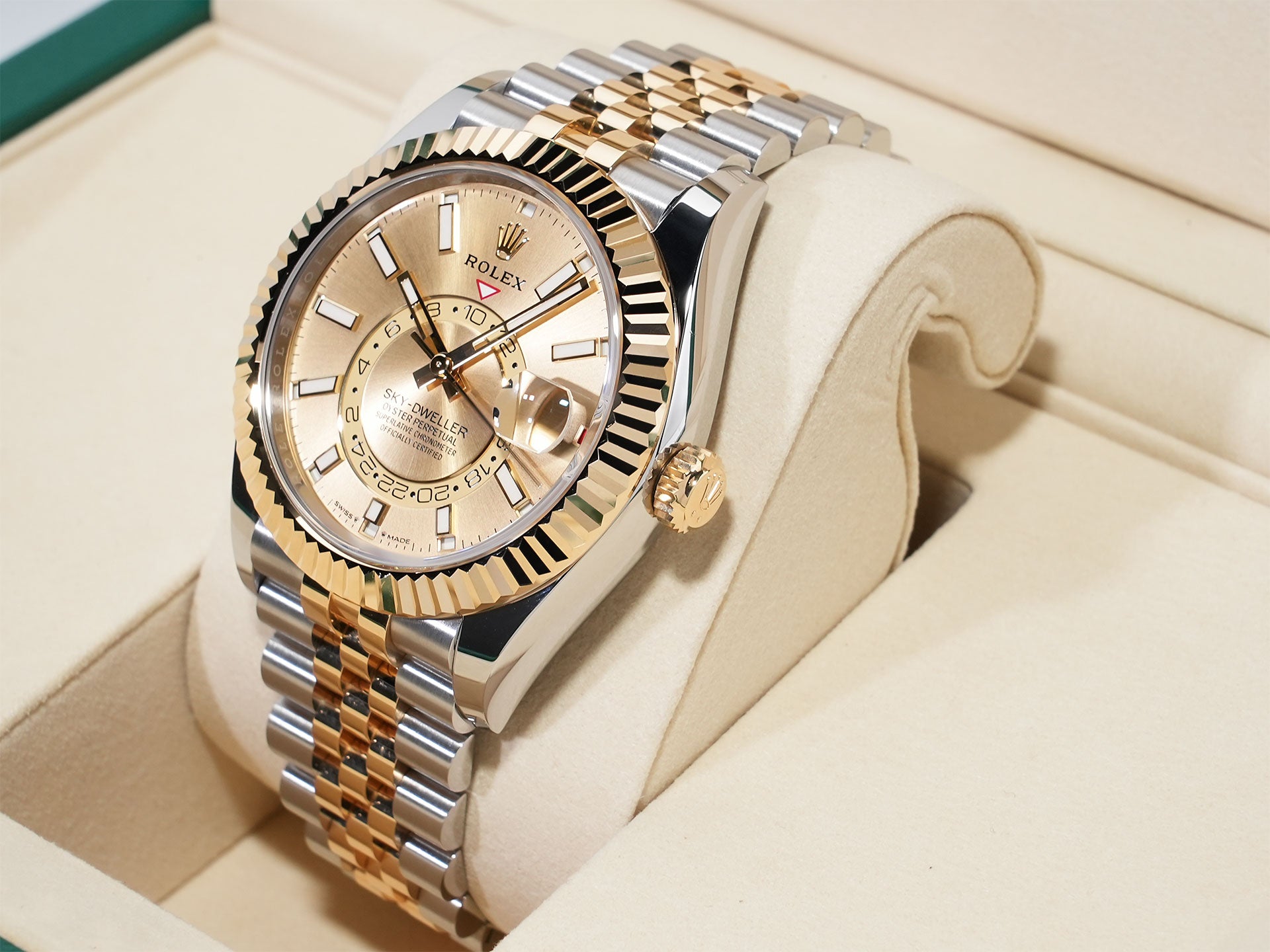 ロレックス スカイドゥエラー Ref.336933 ステンレススチール/イエローゴールド シャンパンカラー文字盤 ジュビリーブレスレット 中古 2nfjfcds