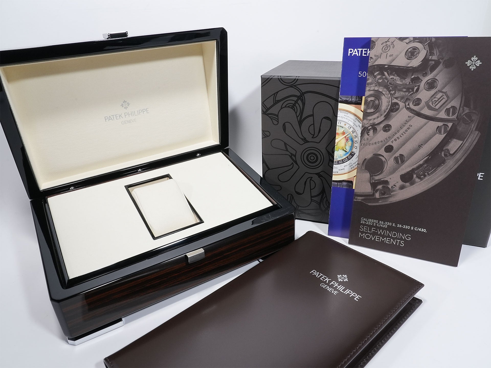 パテックフィリップ カラトラバ Ref.6007G-010 ホワイトゴールド エボニーブラック文字盤 中古 sbi3tbqu