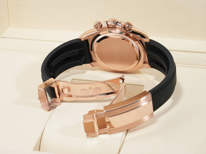 ロレックス デイトナ Ref.126515LN エバーローズゴールド サンダストxブライトブラック文字盤 未使用 3yh8twdz