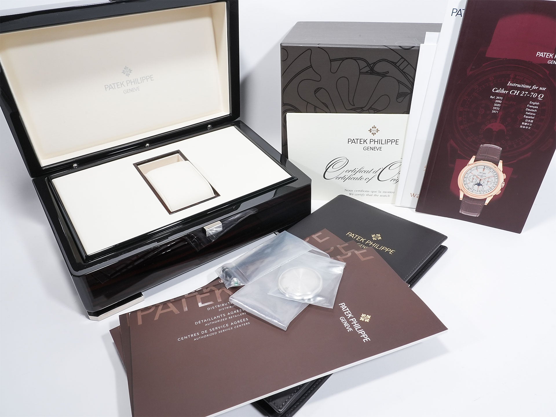 パテックフィリップ パーペチュアルカレンダー クロノグラフ Ref.5971P-001 プラチナ ブラック文字盤 極美品 tu2tshbw