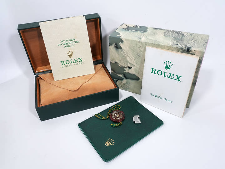 Rolex GMT-Master Ref. 1675 Stainless Steel Black Dial Oyster Bracelet Used 268xmopw