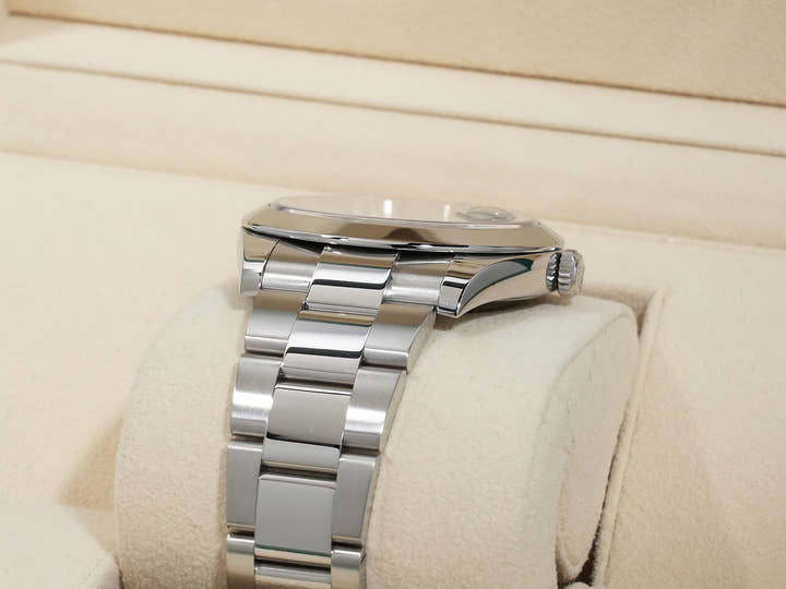 ロレックス デイトジャスト41 Ref.126300 ステンレススチール ブライトブルー文字盤 オイスターブレスレット 中古 m9jw2vwh