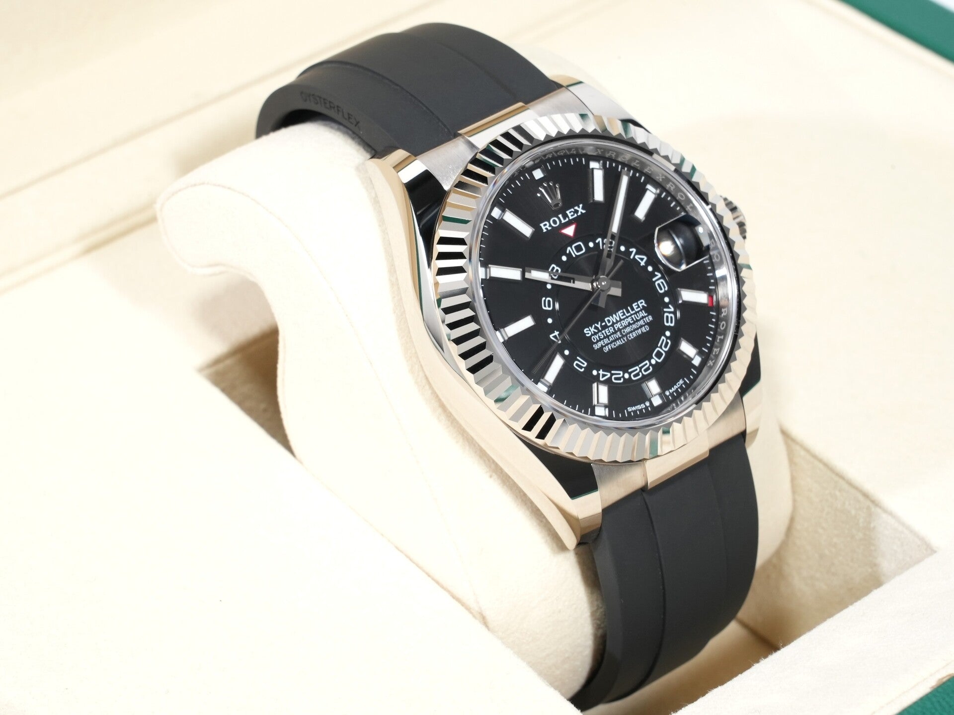 Rolex Sky-Dweller Ref.336239 White Gold Black Dial Unused b9gp5wox