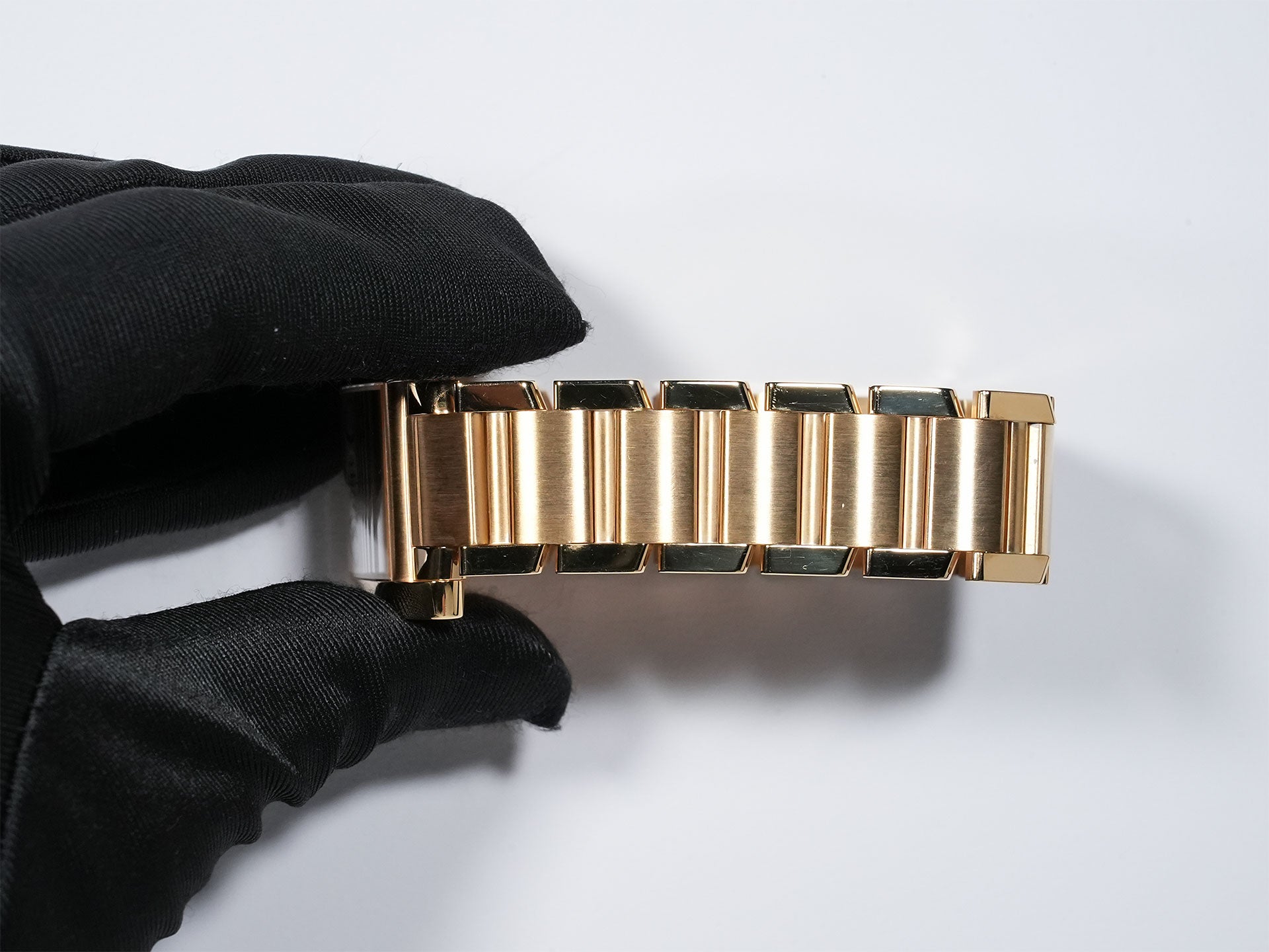 Cartier Tank Française Chronoreflex Ref.W50005R2 18K Yellow Gold White Dial Pre-owned icojyf27