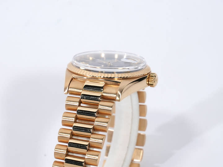 Rolex Day-Date Ref.1803/8 Yellow Gold Blue Dial Pre-owned afarufku