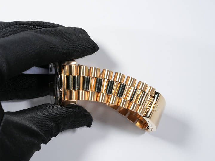 Rolex Day-Date Ref.1803/8 Yellow Gold Blue Dial Pre-owned afarufku