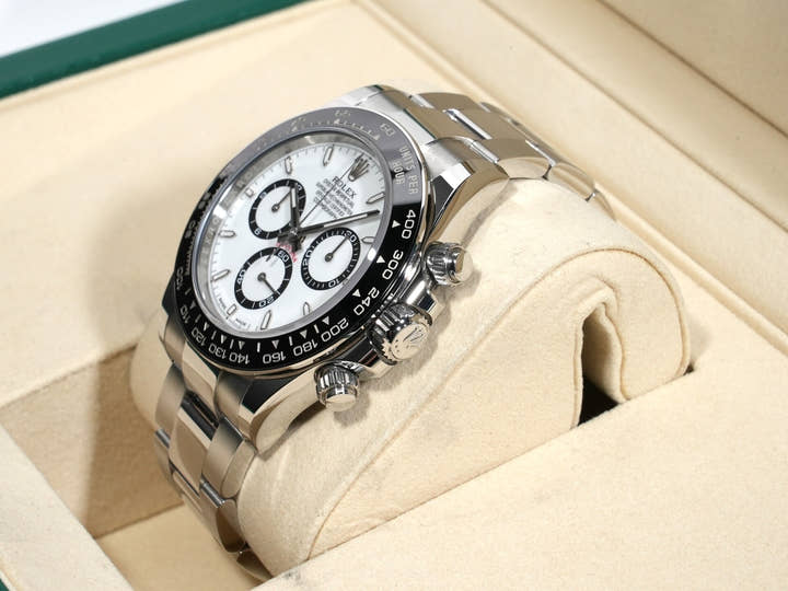 Rolex Daytona Ref. 126500LN Stainless Steel White Dial Excellent Used x9ke64an