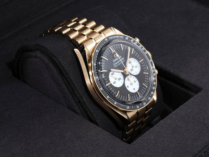オメガ スピードマスター ムーンウォッチ プロフェッショナル Ref.310.60.42.50.01.002 ムーンシャイン ゴールド ブラック文字盤 未使用 wuj4at3j