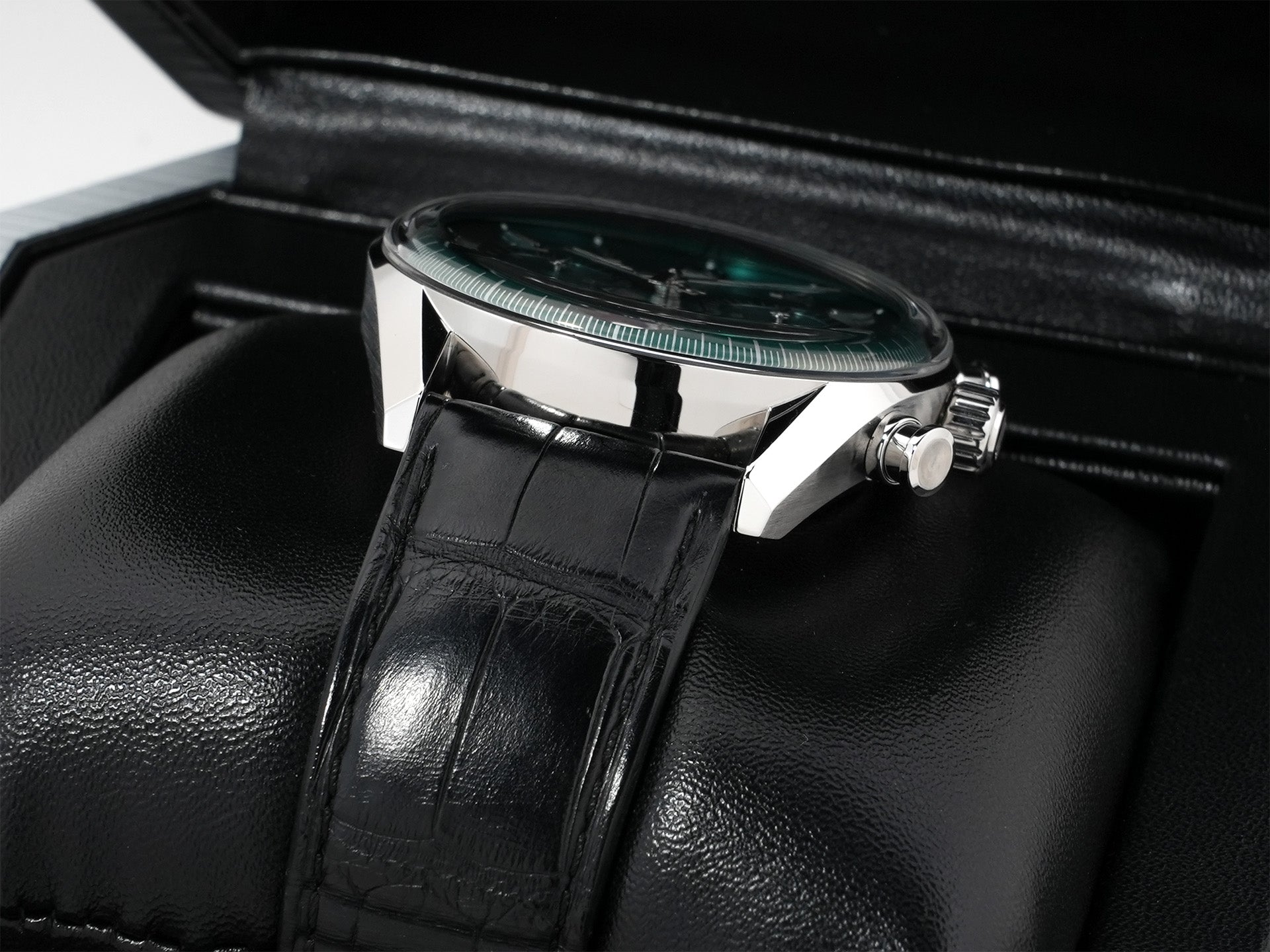 TAG Heuer Carrera Tourbillon Chronograph Ref. CBS5011.FC6566 Stainless Steel Green Dial Excellent Condition eazfusxr