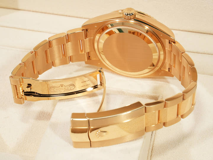 Rolex Sky-Dweller Ref. 336938 Yellow Gold Champagne Dial Pre-owned 86su5imy