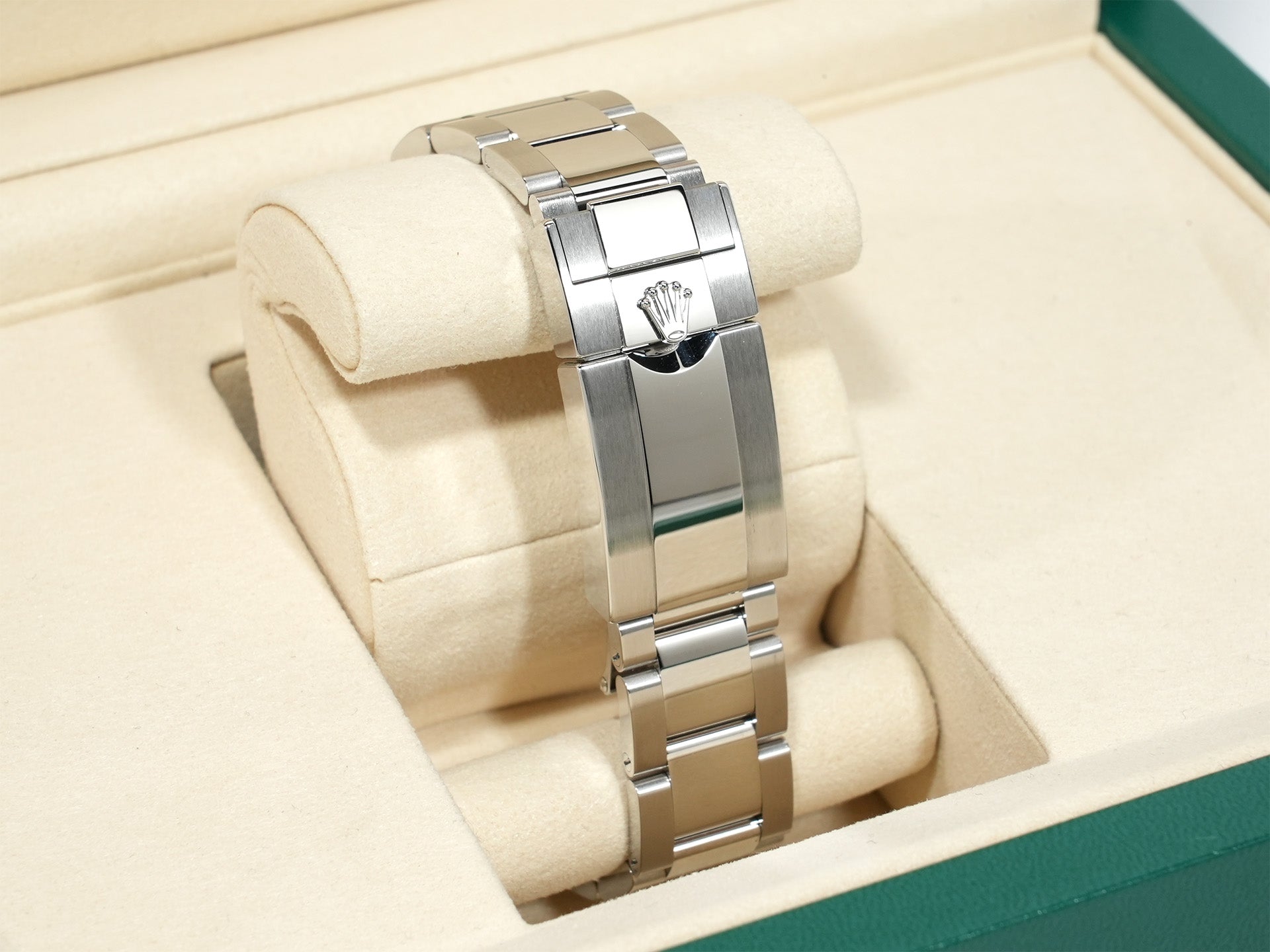 Rolex GMT-Master II Ref. 126710BLNR Stainless Steel Black Dial Oyster Bracelet Unused y7exziaw