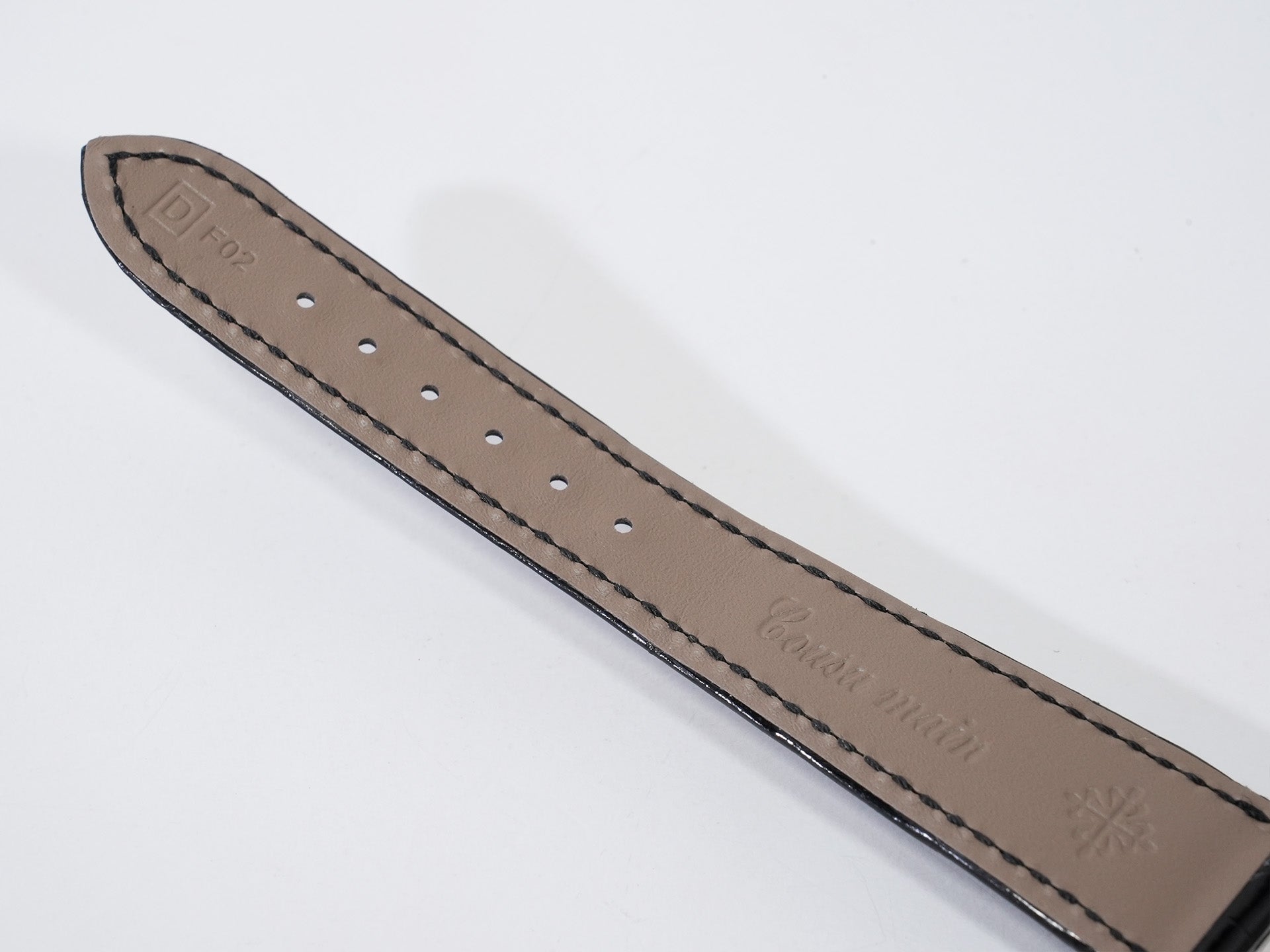 パテックフィリップ カラトラバ Ref.6006G-001 ホワイトゴールド ブラック文字盤 美中古 364gdgga