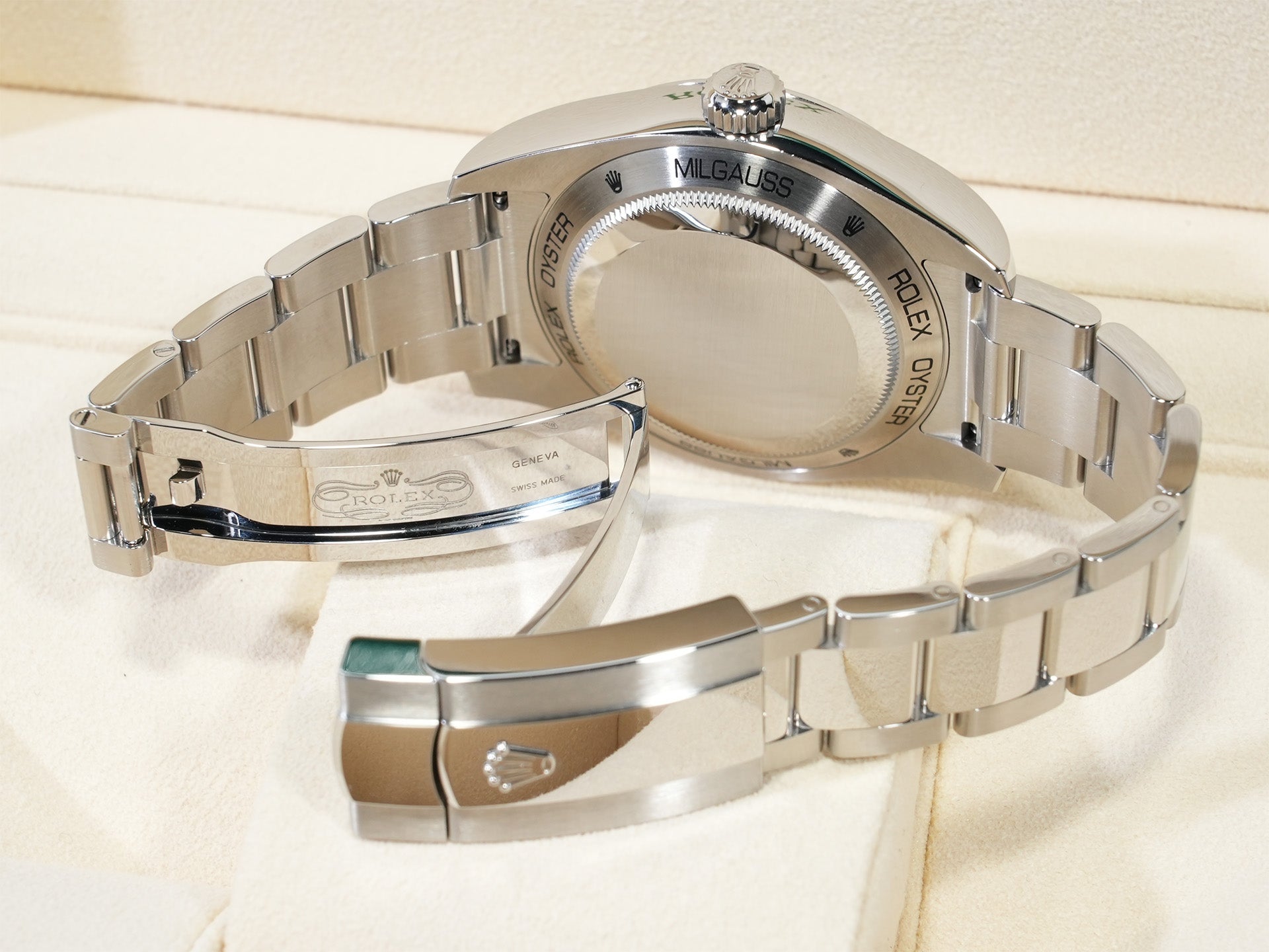 ロレックス ミルガウス Ref.116400GV ステンレススチール Zブルー文字盤 未使用 peecnh3s