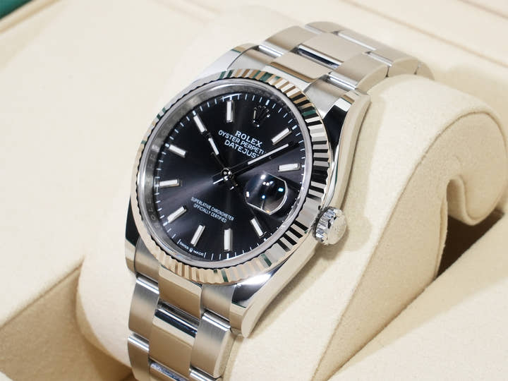 ロレックス デイトジャスト36 Ref.126234 ステンレススチール/ホワイトゴールド ブラック文字盤 オイスターブレスレット 美中古 2c43jnev