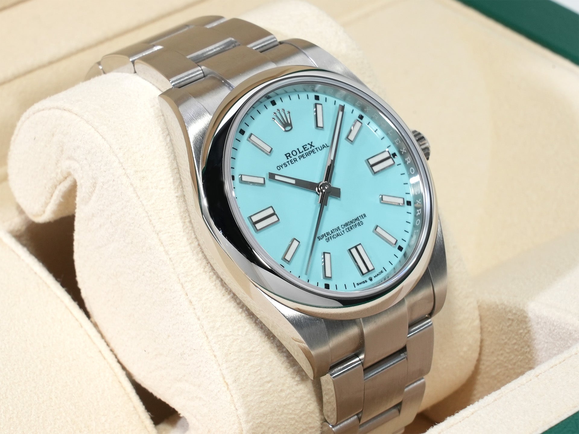ロレックス オイスターパーペチュアル41 Ref.124300 ステンレススチール ターコイズ文字盤 美中古 uz62srdh