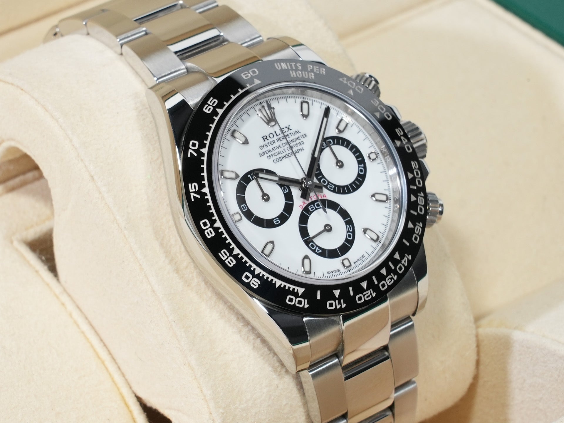 Rolex Daytona Ref. 116500LN Stainless Steel White Dial Used 8sakye4t