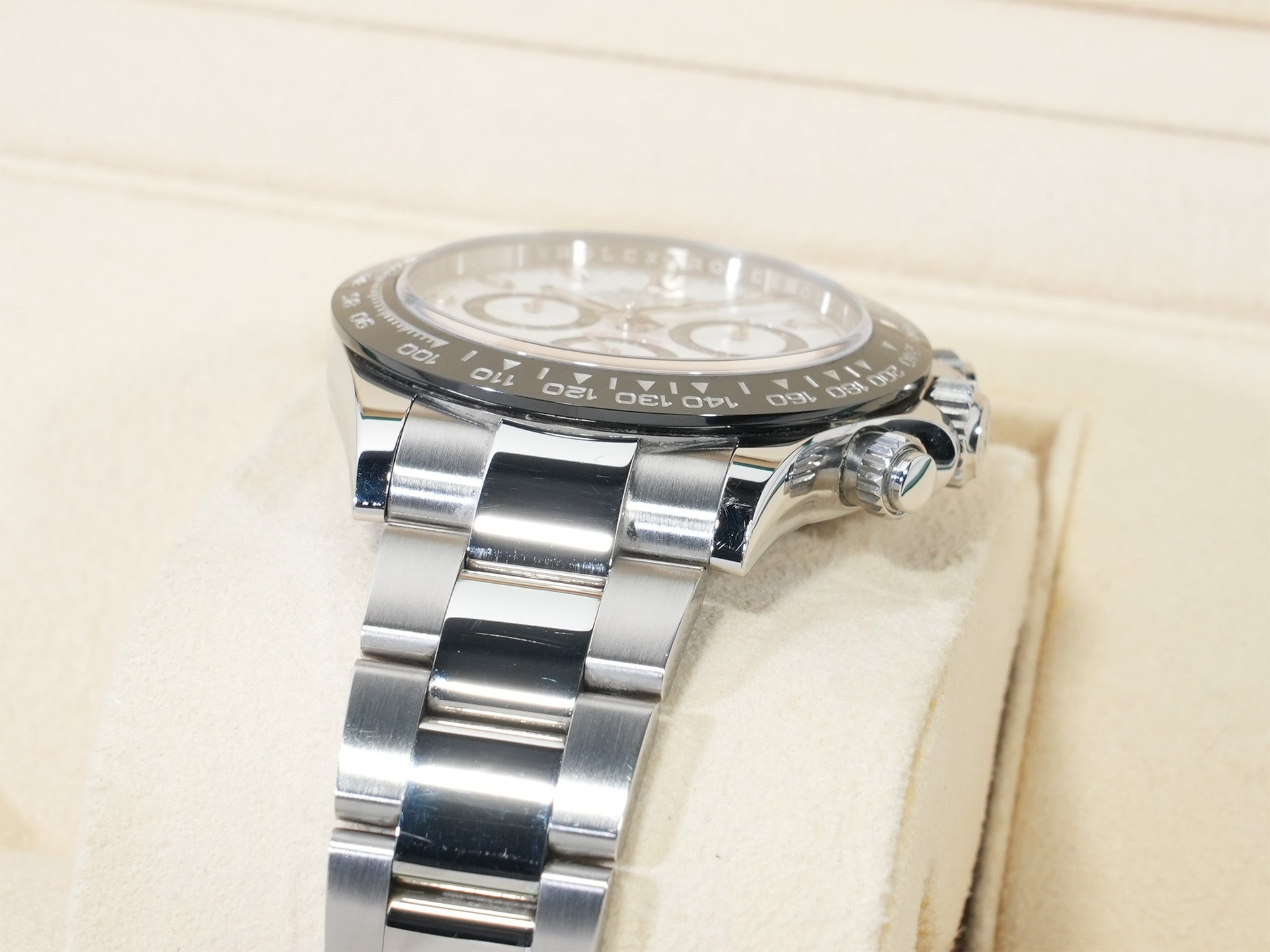 Rolex Daytona Ref. 116500LN Stainless Steel White Dial Used 8sakye4t