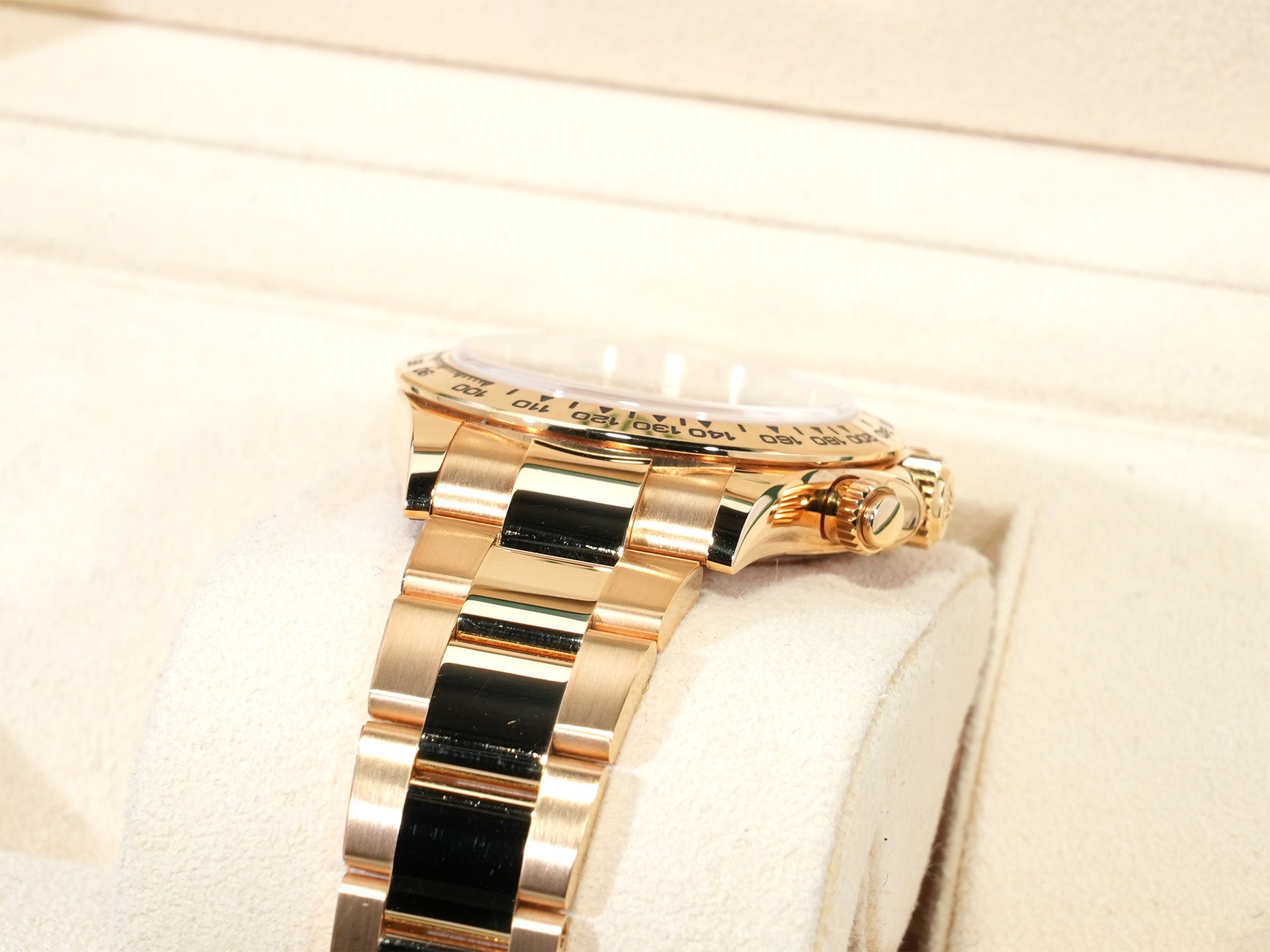 ロレックス デイトナ Ref.116508 イエローゴールド シャンパンxブラック文字盤 中古 cvamvewa