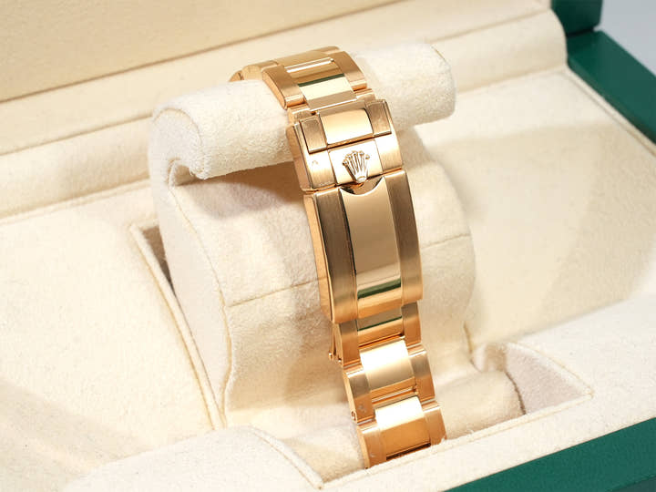 ロレックス デイトナ Ref.116508 イエローゴールド シャンパンxブラック文字盤 中古 cvamvewa