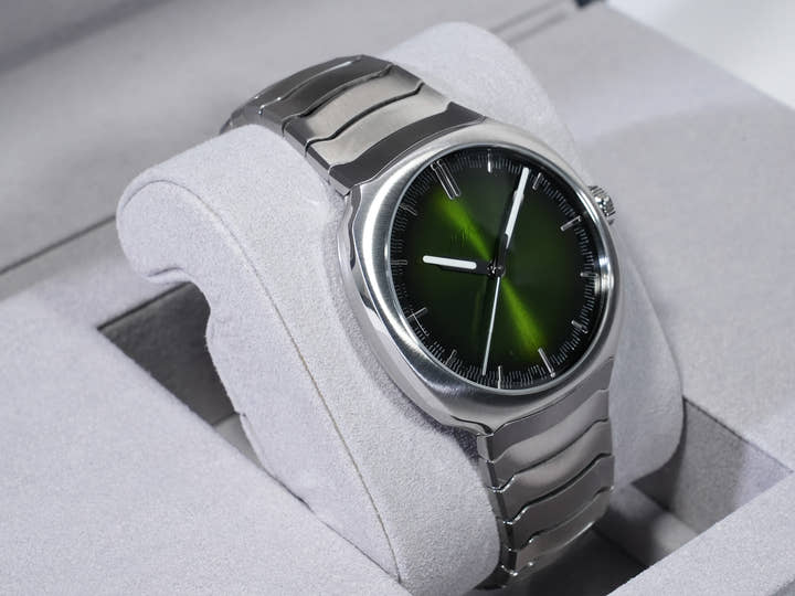 H. Moser Streamliner Centre Seconds Ref. 6201-1200 Stainless Steel Matrix Green Fumé Dial Excellent Condition 848ba732