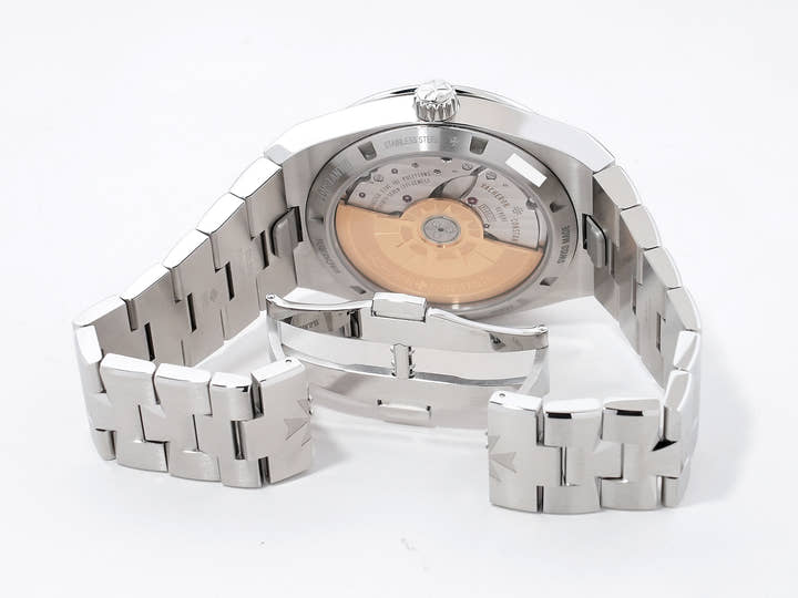 ヴァシュロンコンスタンタン オーヴァーシーズ オートマティック Ref.4520V/210A-B128 ステンレススチール ブルー文字盤 中古 bbfeb5fq