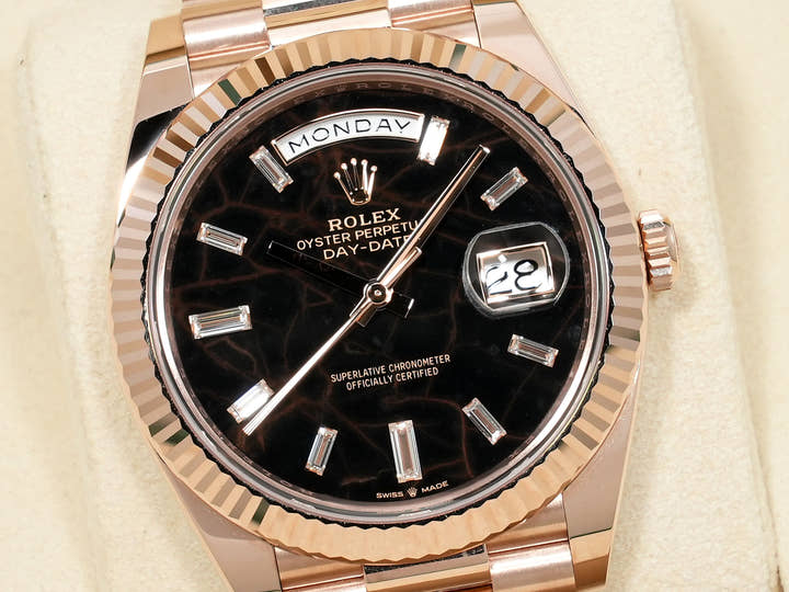 ロレックス デイデイト40 Ref.228235A エバーローズゴールド ダイヤモンド入りアイゼンキーゼル文字盤 美品 2zwok7qf