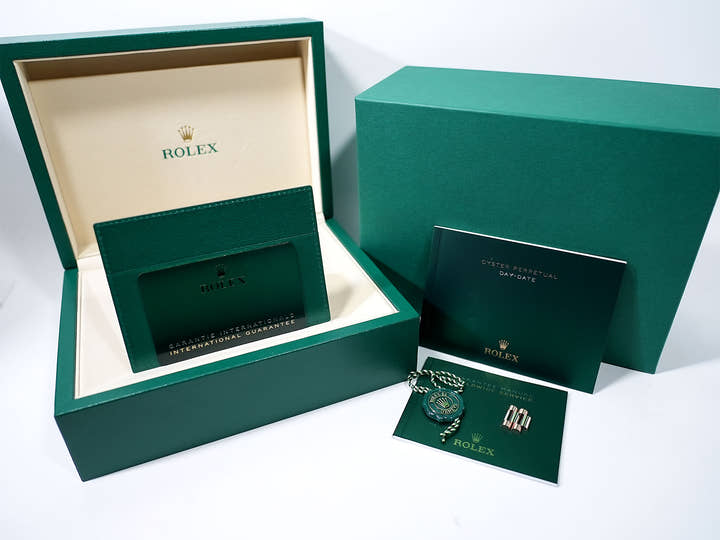 ロレックス デイデイト40 Ref.228235A エバーローズゴールド ダイヤモンド入りアイゼンキーゼル文字盤 美品 2zwok7qf