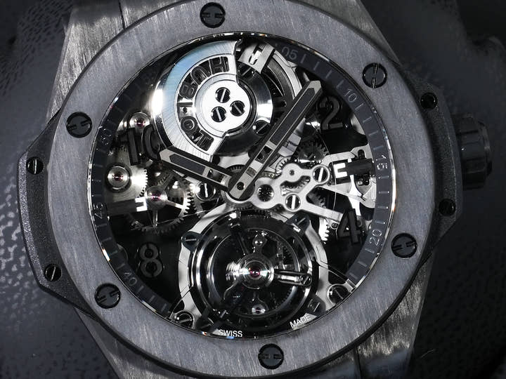 ウブロ ビッグバン トゥールビヨン オートマティック オールブラックカーボン Ref.429.QU.0140.RX.YOS カーボン スケルトン文字盤 美中古 x7bm6knj