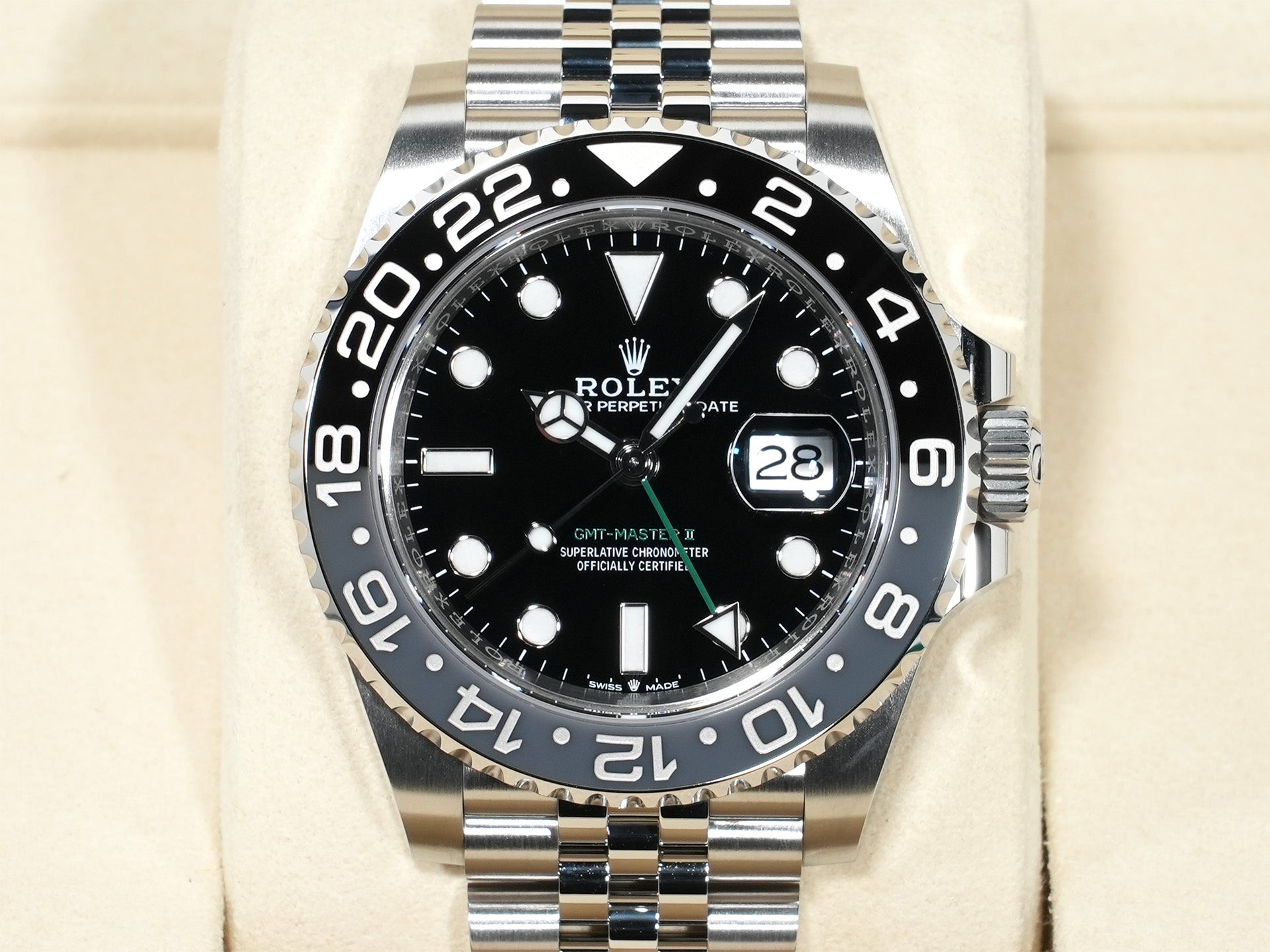 Rolex GMT-Master II Ref. 126710GRNR Stainless Steel Black Dial Jubilee Bracelet Unused yugwc7c8