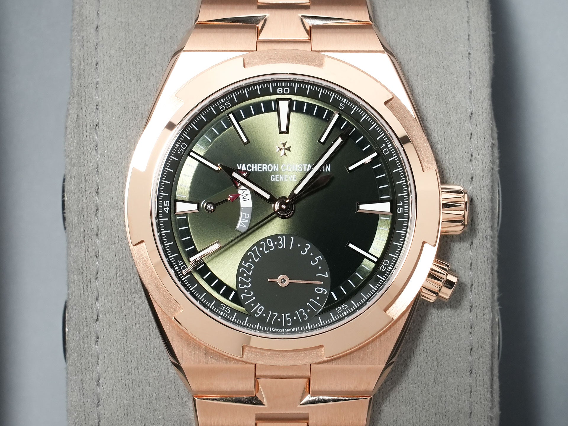 ヴァシュロンコンスタンタン オーヴァーシーズ デュアルタイム Ref.7920V/210R-B965 ピンクゴールド グリーン文字盤 美中古 zwh2ix2r