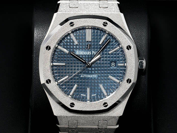 オーデマピゲ ロイヤルオーク フロステッド ゴールド Ref.15410BC.GG.1224BC.01 ホワイトゴールド ブルー文字盤 中古 3kw3dxke