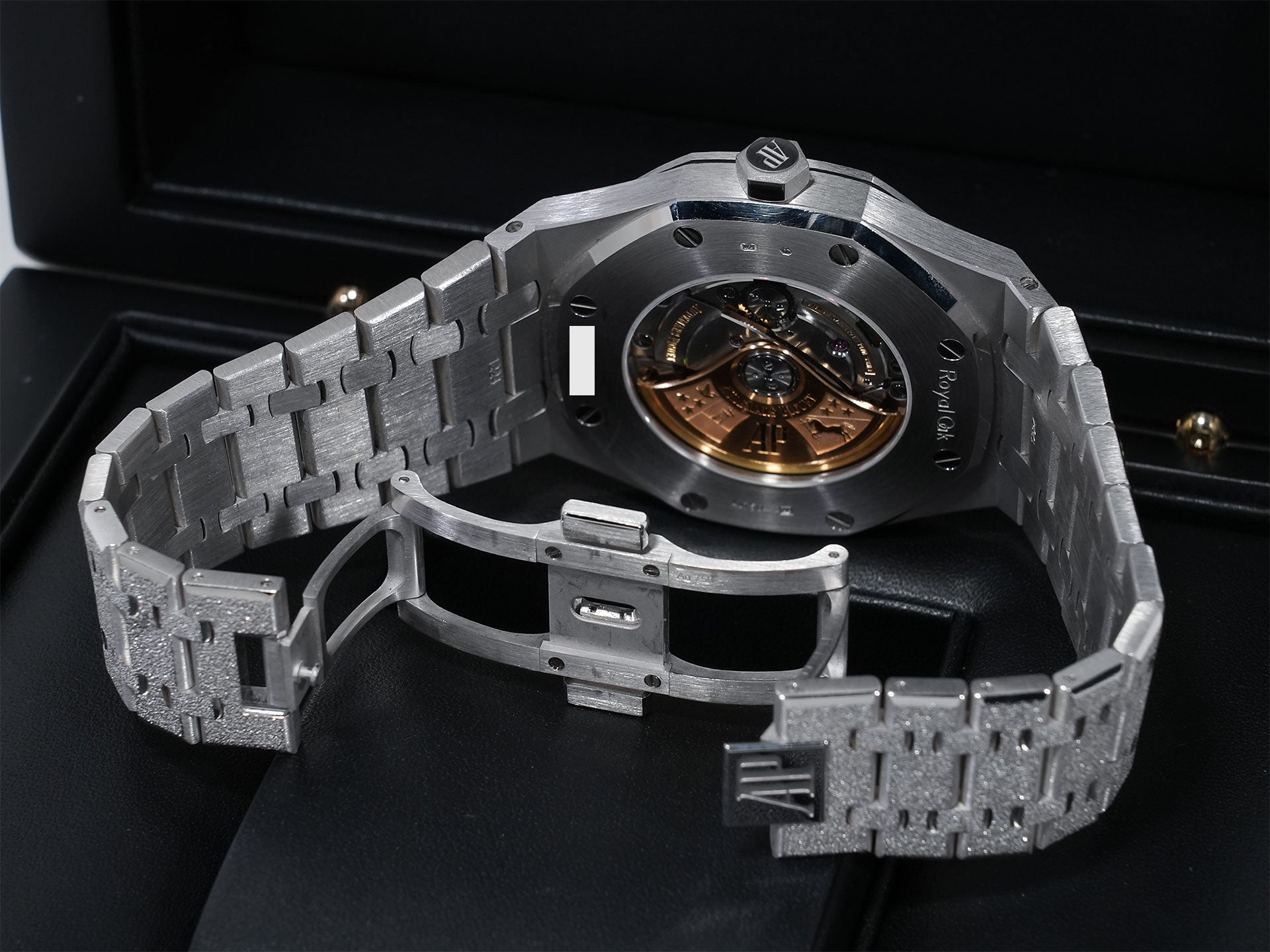 オーデマピゲ ロイヤルオーク フロステッド ゴールド Ref.15410BC.GG.1224BC.01 ホワイトゴールド ブルー文字盤 中古 3kw3dxke