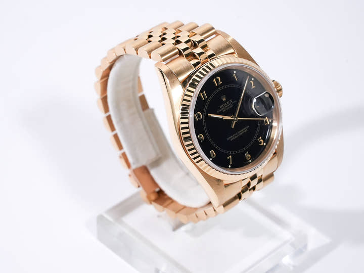 ロレックス デイトジャスト Ref.16018 イエローゴールド ブルーステラボイラーゲージ文字盤 中古 j7senwe6