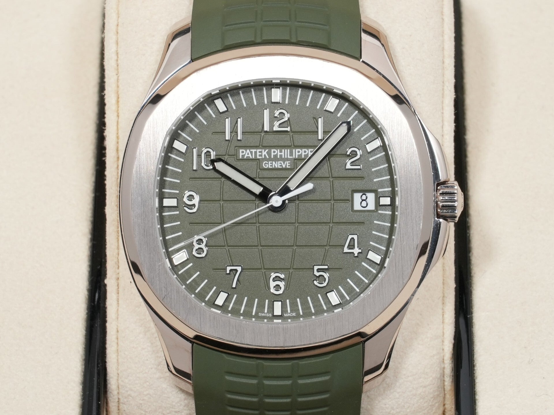 パテックフィリップ アクアノート Ref.5168G-010 ホワイトゴールド カーキグリーン文字盤 中古 u9ahtfyv