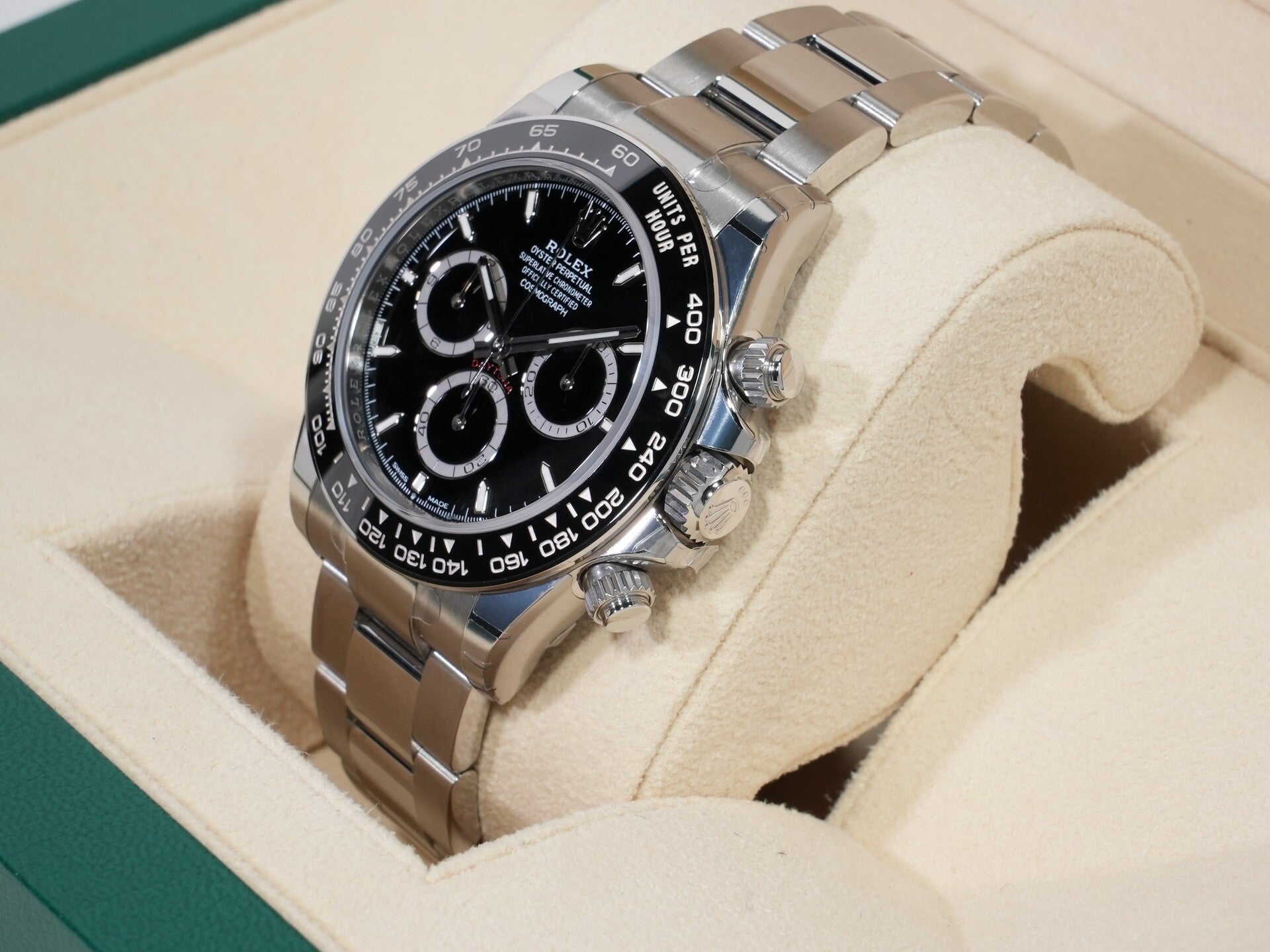 ロレックス デイトナ Ref.126500LN ステンレススチール ブラック文字盤 未使用 ytn7ecp8