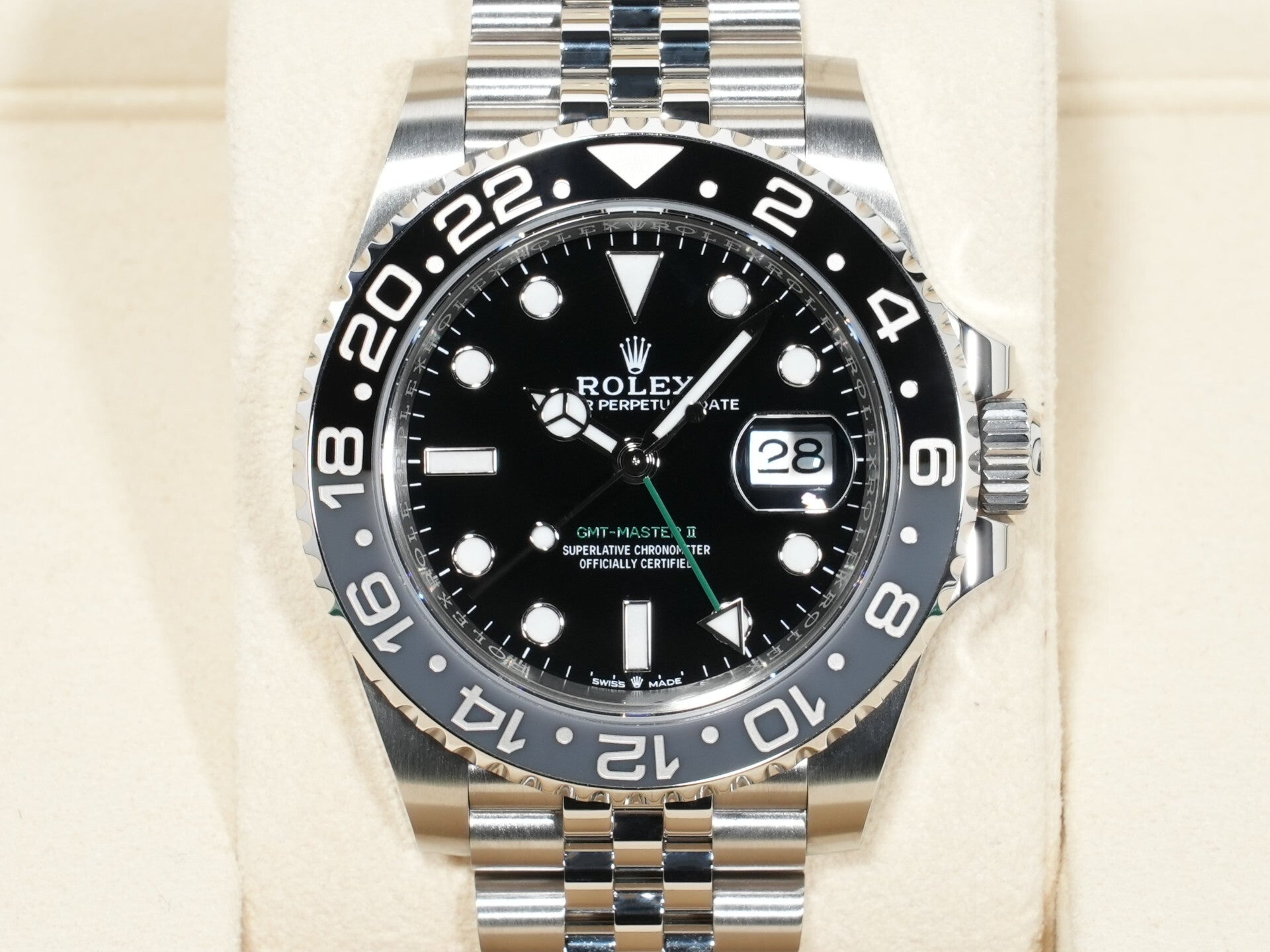 Rolex GMT-Master II Ref. 126710GRNR Stainless Steel Black Dial Jubilee Bracelet Unused h7wvds4u