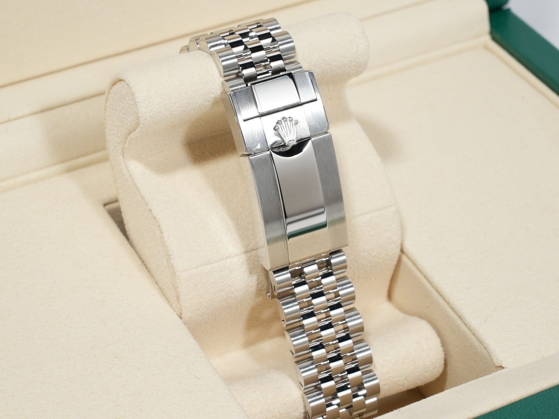 Rolex GMT-Master II Ref. 126710GRNR Stainless Steel Black Dial Jubilee Bracelet Unused h7wvds4u