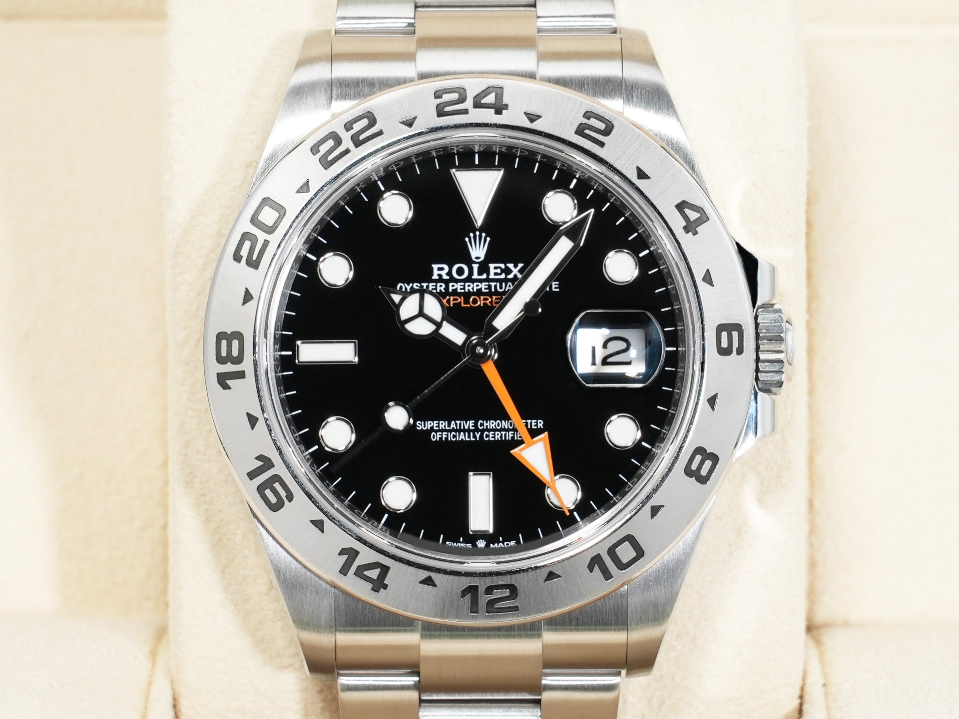 ロレックス エクスプローラーII Ref.226570 ステンレススチール ブラック文字盤 オイスターブレスレット 美中古 vsn3py9w