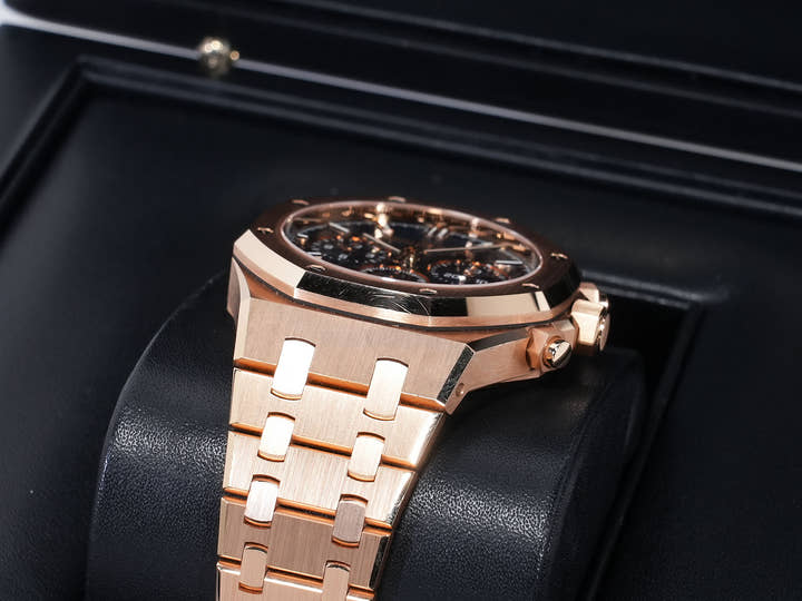 Audemars Piguet Royal Oak Chronograph Ref.26715OR.OO.1356OR.01 Pink Gold Night Blue Dial Pre-owned ymckn66e