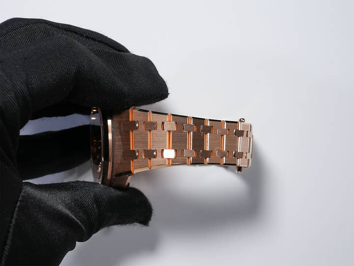 Audemars Piguet Royal Oak Chronograph Ref.26715OR.OO.1356OR.01 Pink Gold Night Blue Dial Pre-owned ymckn66e