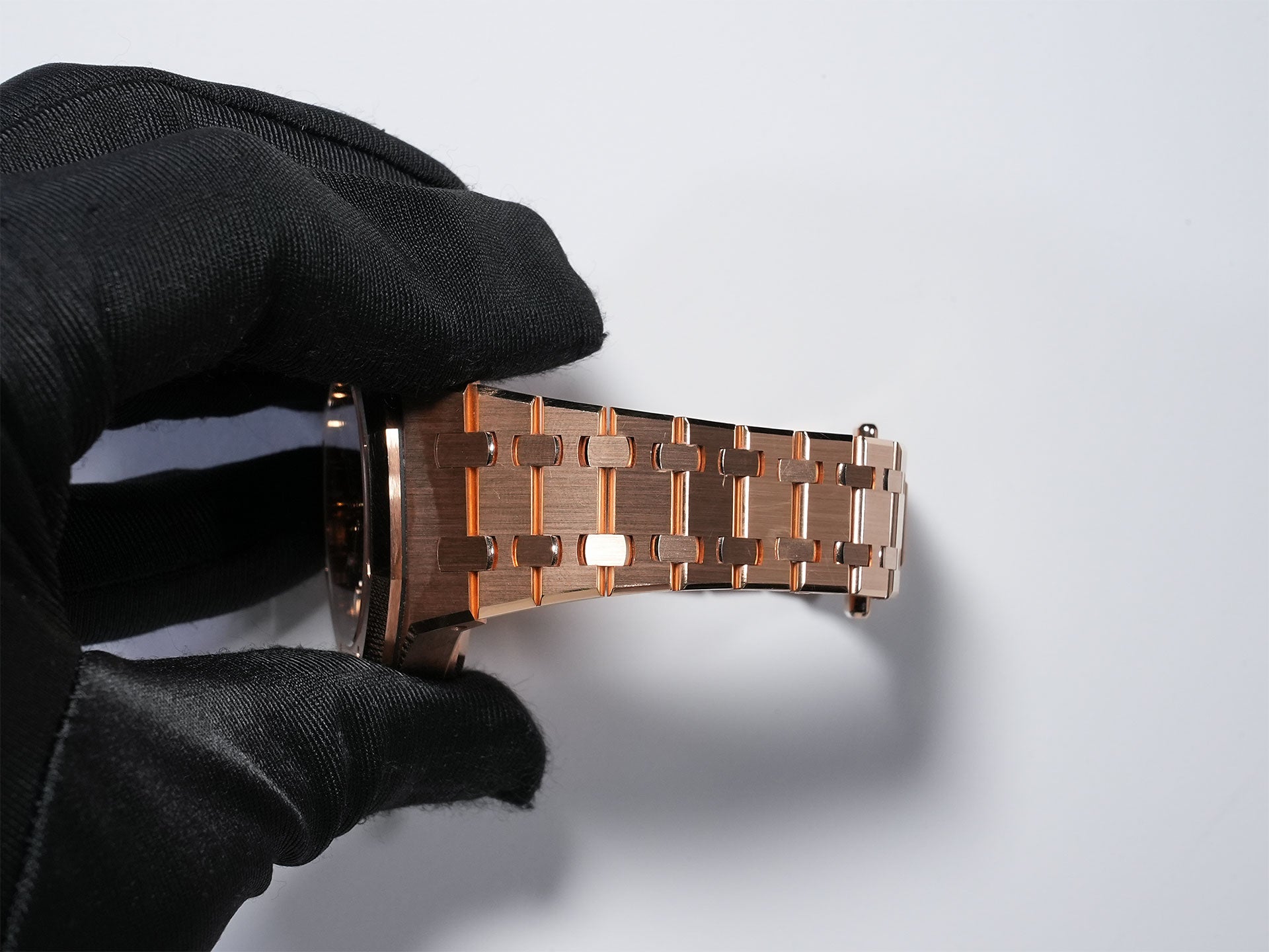 Audemars Piguet Royal Oak Chronograph Ref.26715OR.OO.1356OR.01 Pink Gold Night Blue Dial Pre-owned ymckn66e