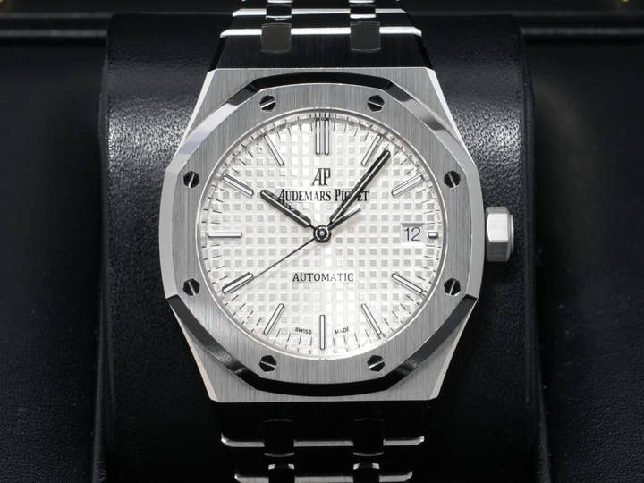 Audemars Piguet Royal Oak Ref.15450ST.OO.1256ST.01 Stainless Steel Silver Dial Pre-owned tam8fyzc