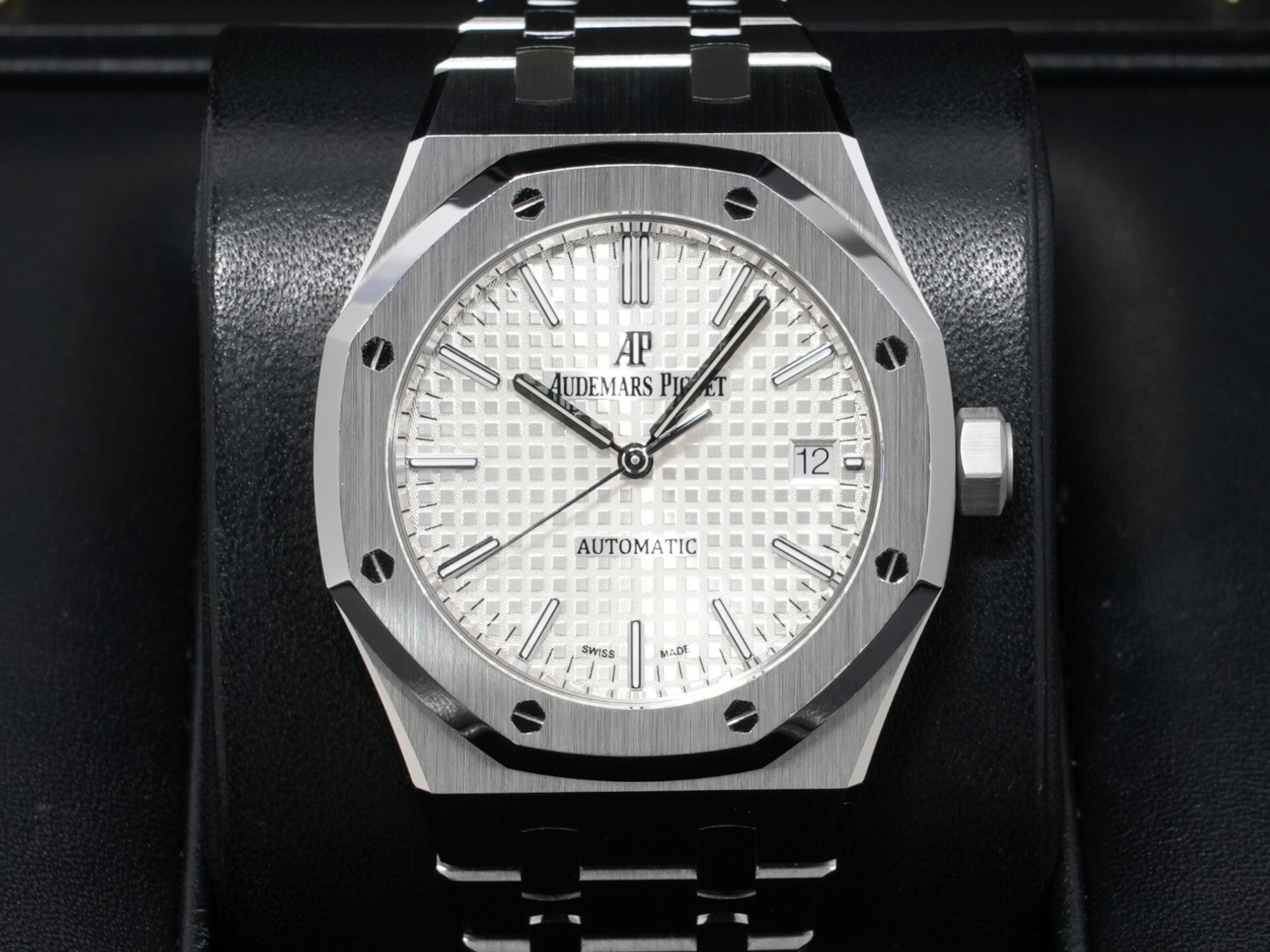 オーデマピゲ ロイヤルオーク Ref.15450ST.OO.1256ST.01 ステンレススチール シルバー文字盤 中古 tam8fyzc