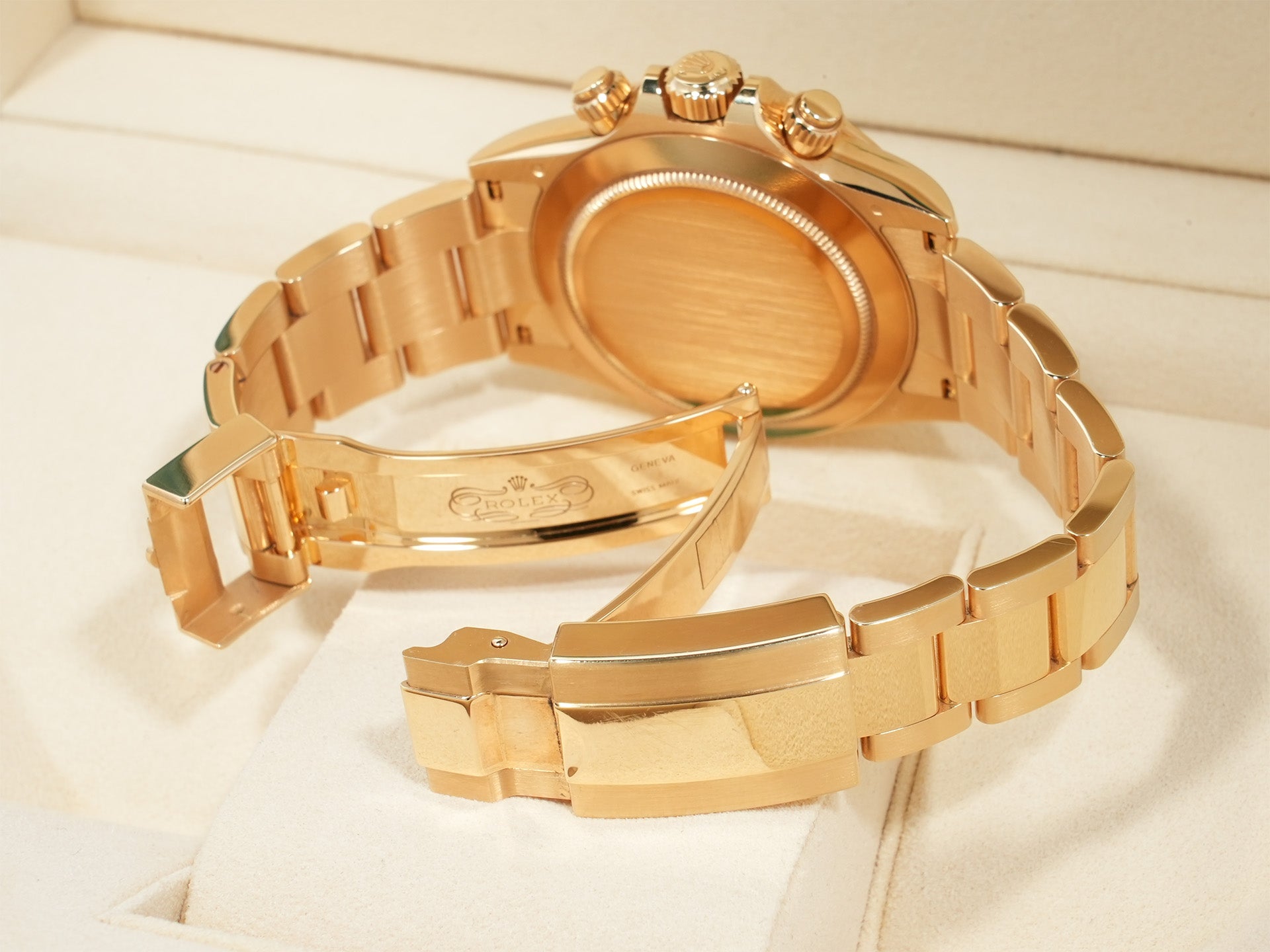 Rolex Daytona Ref. 116508 Yellow Gold Green Dial Used m3gegrmb