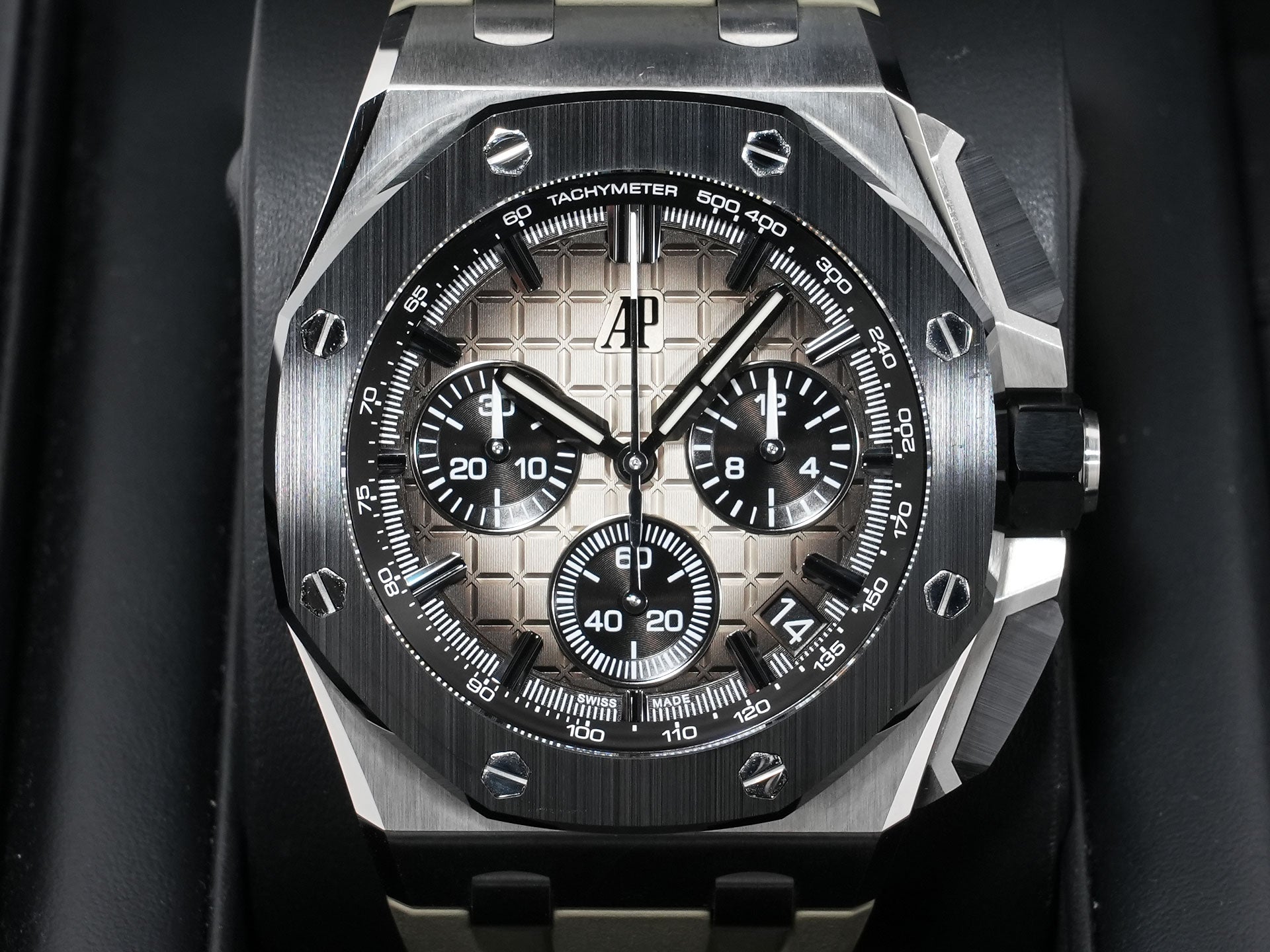 オーデマピゲ ロイヤルオーク オフショア クロノグラフ Ref.26420SO.OO.A600CA.01 ステンレススチール スモークブラウン文字盤 中古 pavn6kaf
