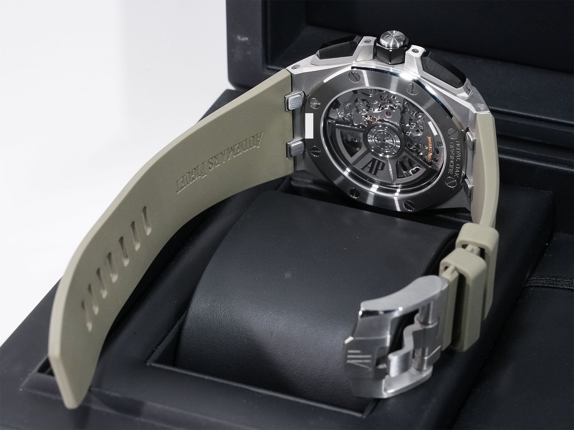オーデマピゲ ロイヤルオーク オフショア クロノグラフ Ref.26420SO.OO.A600CA.01 ステンレススチール スモークブラウン文字盤 中古 pavn6kaf
