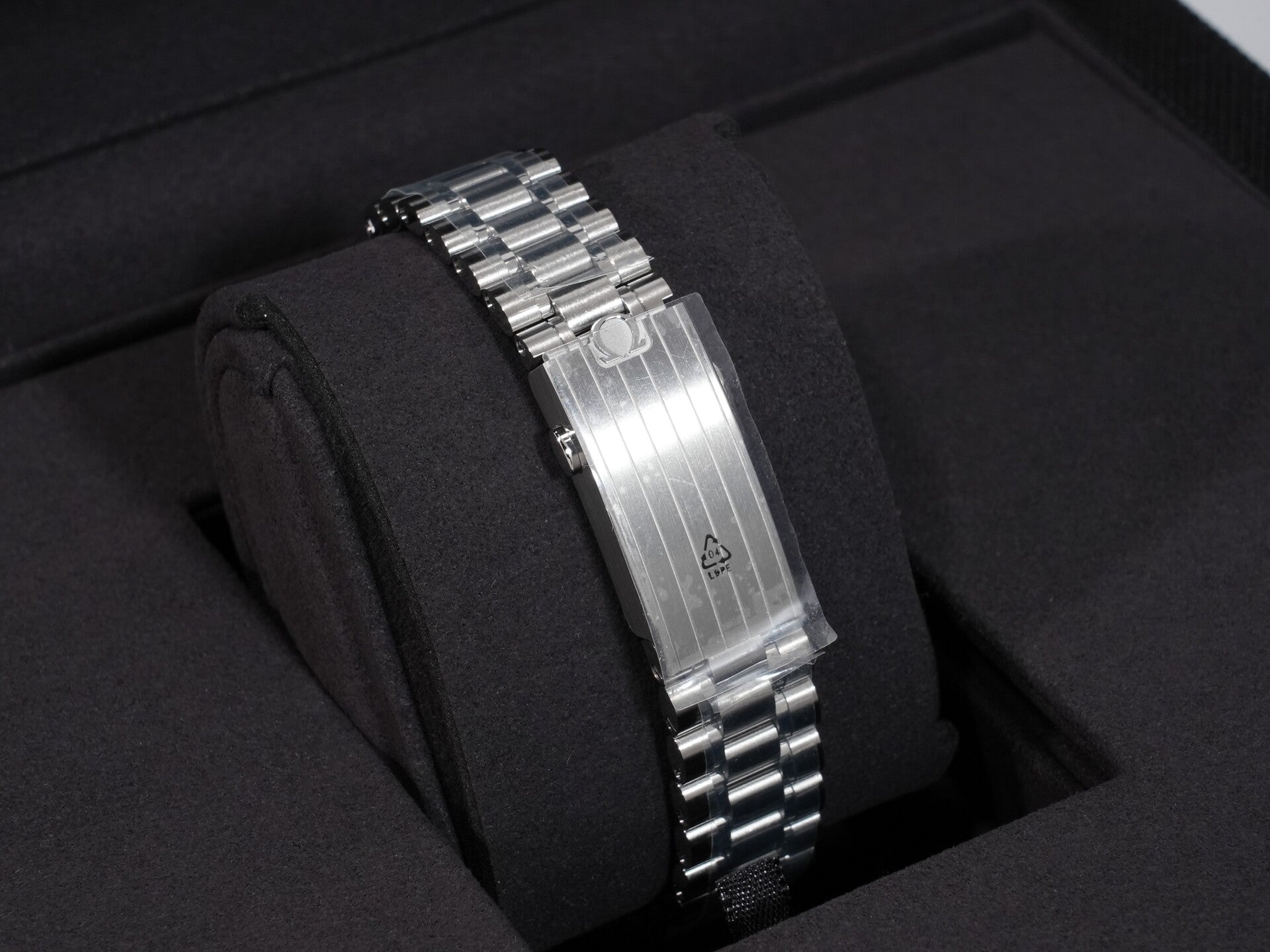 オメガ スピードマスター ムーンウォッチ プロフェッショナル Ref.310.30.42.50.01.004 ステンレススチール ブラックxホワイト文字盤 未使用 attda43x