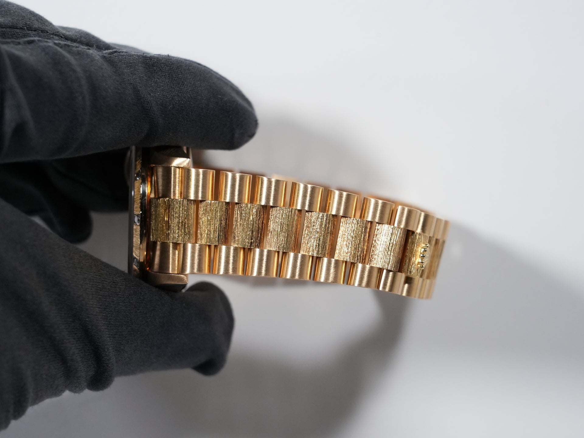 Rolex Day-Date Ref.18108 Yellow Gold Champagne Gold Dial Pre-owned br8v2oba