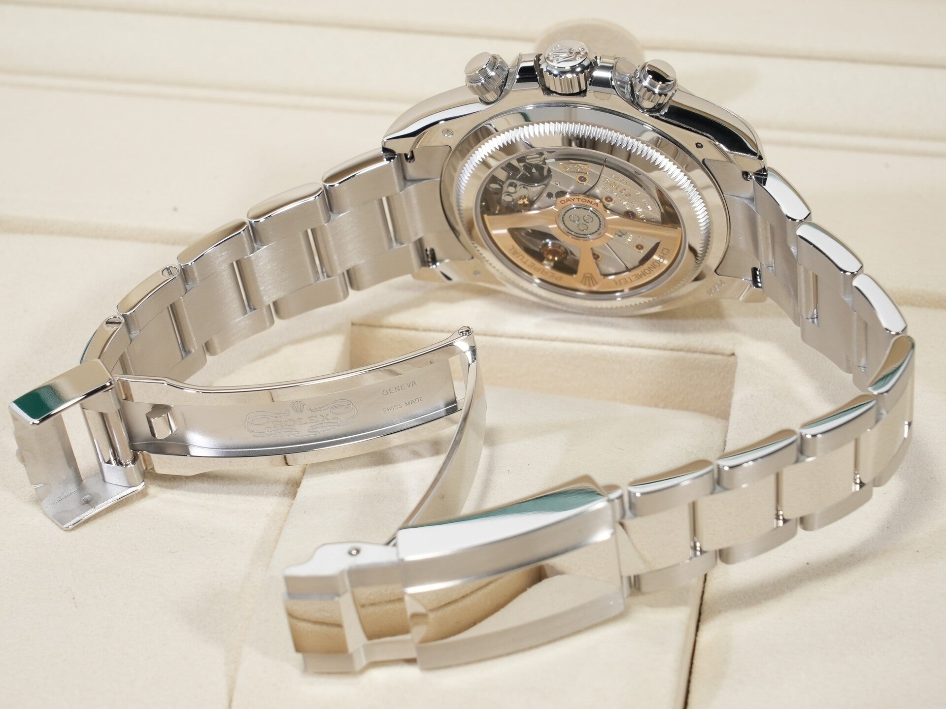 ロレックス デイトナ Ref.126506A プラチナ アイスブルーx11Pダイヤ文字盤 未使用 urmbhnsv