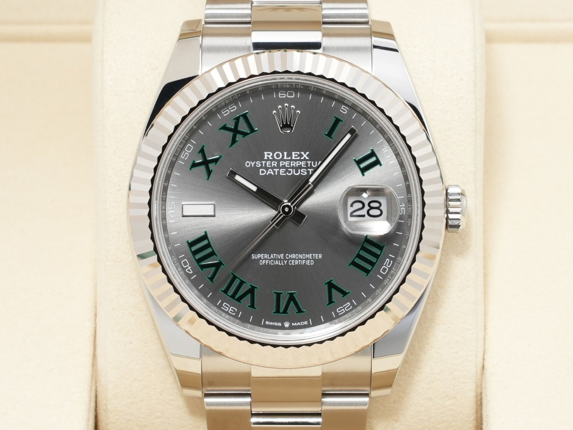 ロレックス デイトジャスト41 Ref.126334 ステンレススチール/ホワイトゴールド スレートローマン文字盤 オイスターブレスレット 未使用 3kdwho4i